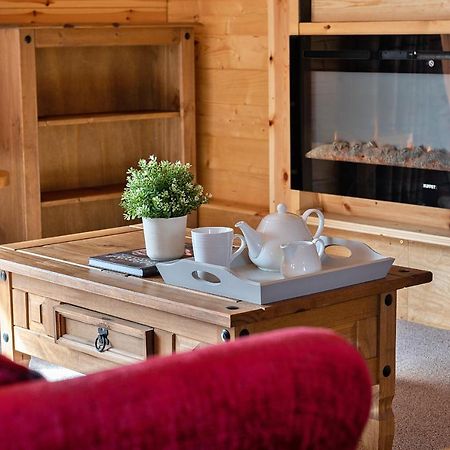 Finest Retreats - Garden Lodge 克雷文阿姆斯 外观 照片